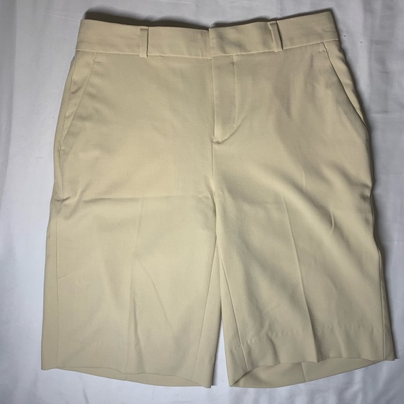 Hampton-fit jacquard Bermuda shorts - Picture 2 of 5